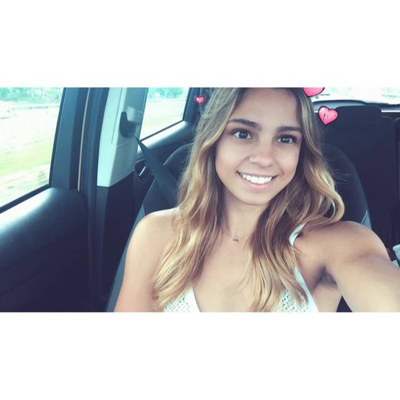 Meet your Posher, Krizia - Picture 1 of 1